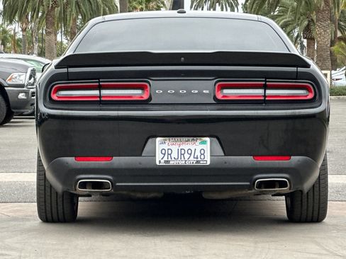 Used 2022 Dodge Challenger GT RWD image 5