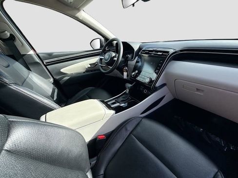 Certified 2023 Hyundai Tucson SE image 26
