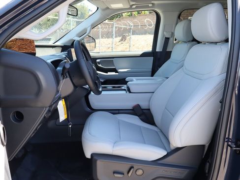 New 2027 Ford Expedition Platinum AWD/4WD image 22