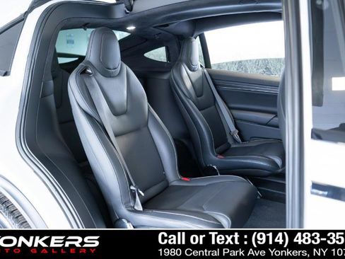 Used 2023 Tesla Model X Plaid image 89