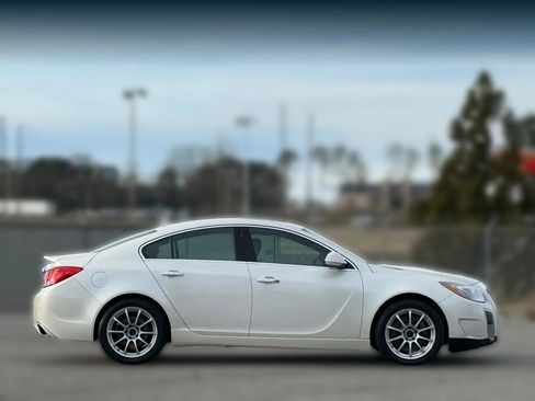 Used 2013 Buick Regal GS image 7