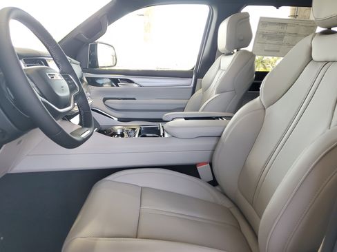 New 2026 Jeep Grand Wagoneer L Limited AWD/4WD image 16