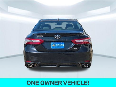 Used 2020 Toyota Camry XSE FWD image 5