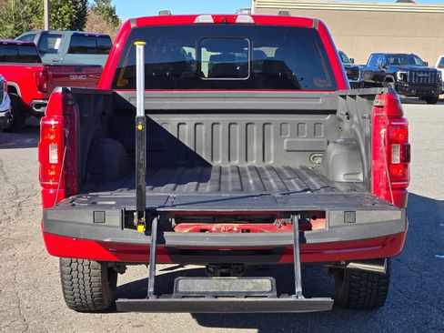 Used 2022 Ford F150 XLT w/ Equipment Group 302A High image 14