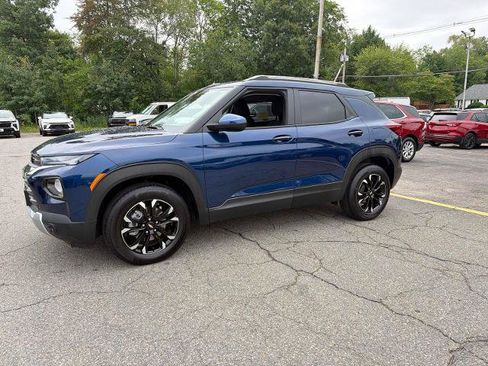 Certified 2022 Chevrolet TrailBlazer LT w/ Driver Confidence Package AWD/4WD image 1