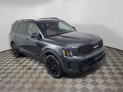 Used 2024 Kia Telluride EX X-Line image 2