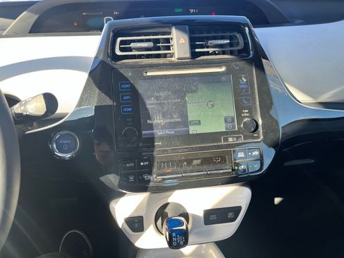 Used 2016 Toyota Prius Three image 20