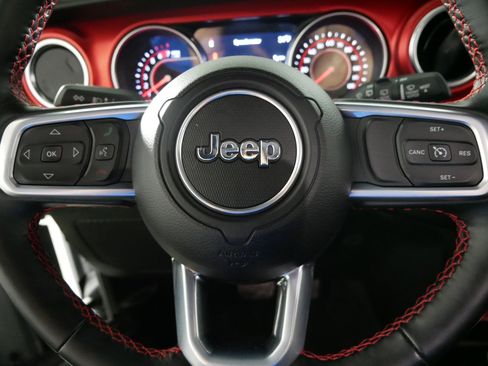 Used 2021 Jeep Wrangler Rubicon w/ Cold Weather Group image 25