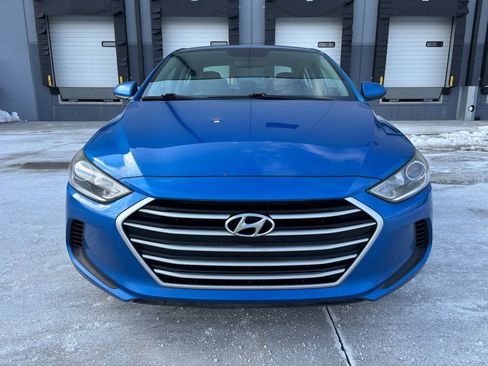 Used 2017 Hyundai Elantra SE FWD image 11