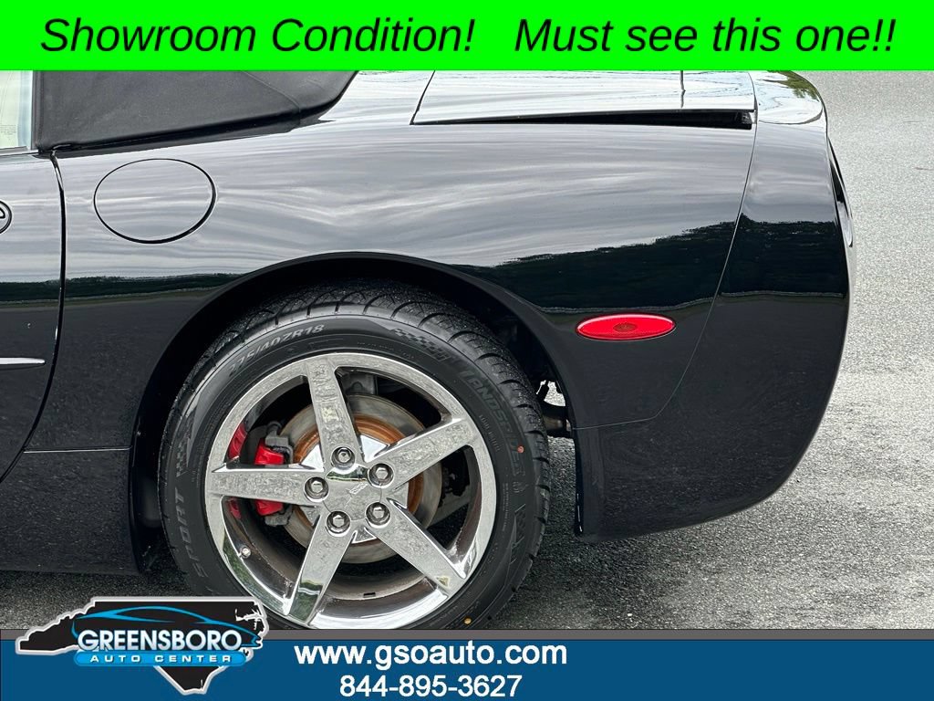 Used 2001 Chevrolet Corvette Convertible w/ Preferred Equipment Group1 RWD image 34