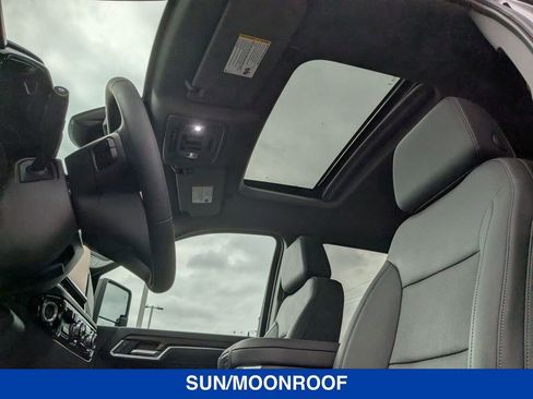 New 2025 GMC Sierra 2500 SLT w/ SLT Premium Package image 30