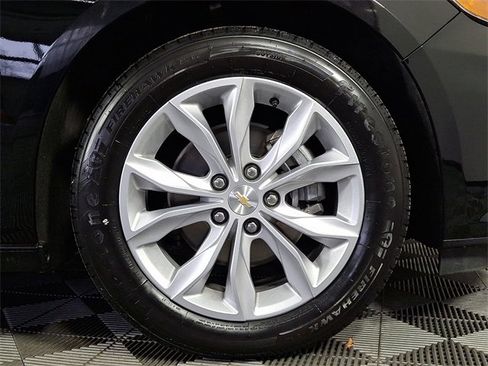 Used 2023 Chevrolet Malibu LT image 11