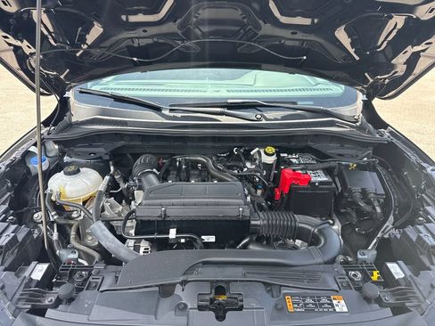 Used 2025 Ford Escape ST-Line FWD image 29