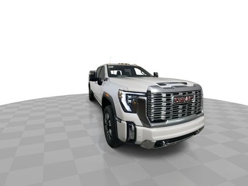 New 2025 GMC Sierra 2500 Denali w/ Denali Reserve Package image 2