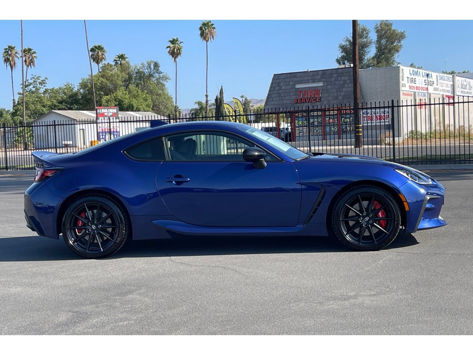 Used 2025 Toyota GR86 Premium w/ Performance Package RWD image 7
