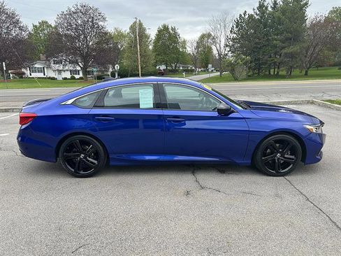 Used 2021 Honda Accord Sport image 6
