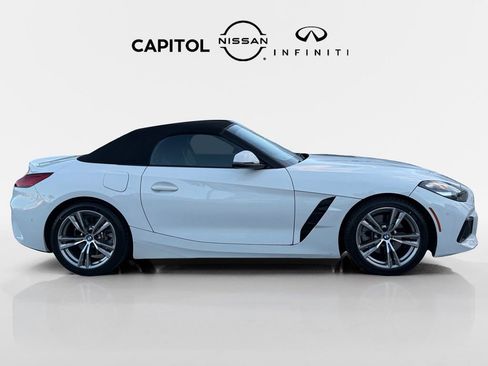 Used 2025 BMW Z4 sDrive30i image 4