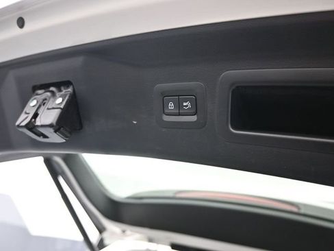 Certified 2024 MAZDA CX-90 3.3 Turbo w/ Preferred Plus image 17