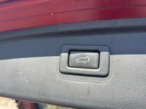 Used 2019 Subaru Outback 2.5i Limited image 24