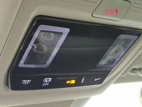 Used 2025 Volkswagen Tiguan S AWD/4WD image 22