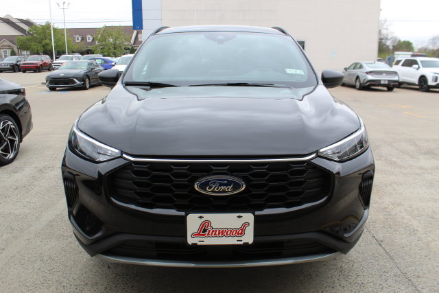 Used 2025 Ford Escape ST-Line AWD/4WD image 7