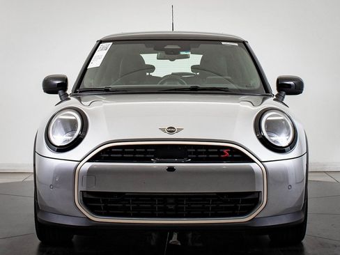 Certified 2025 MINI Cooper S image 2