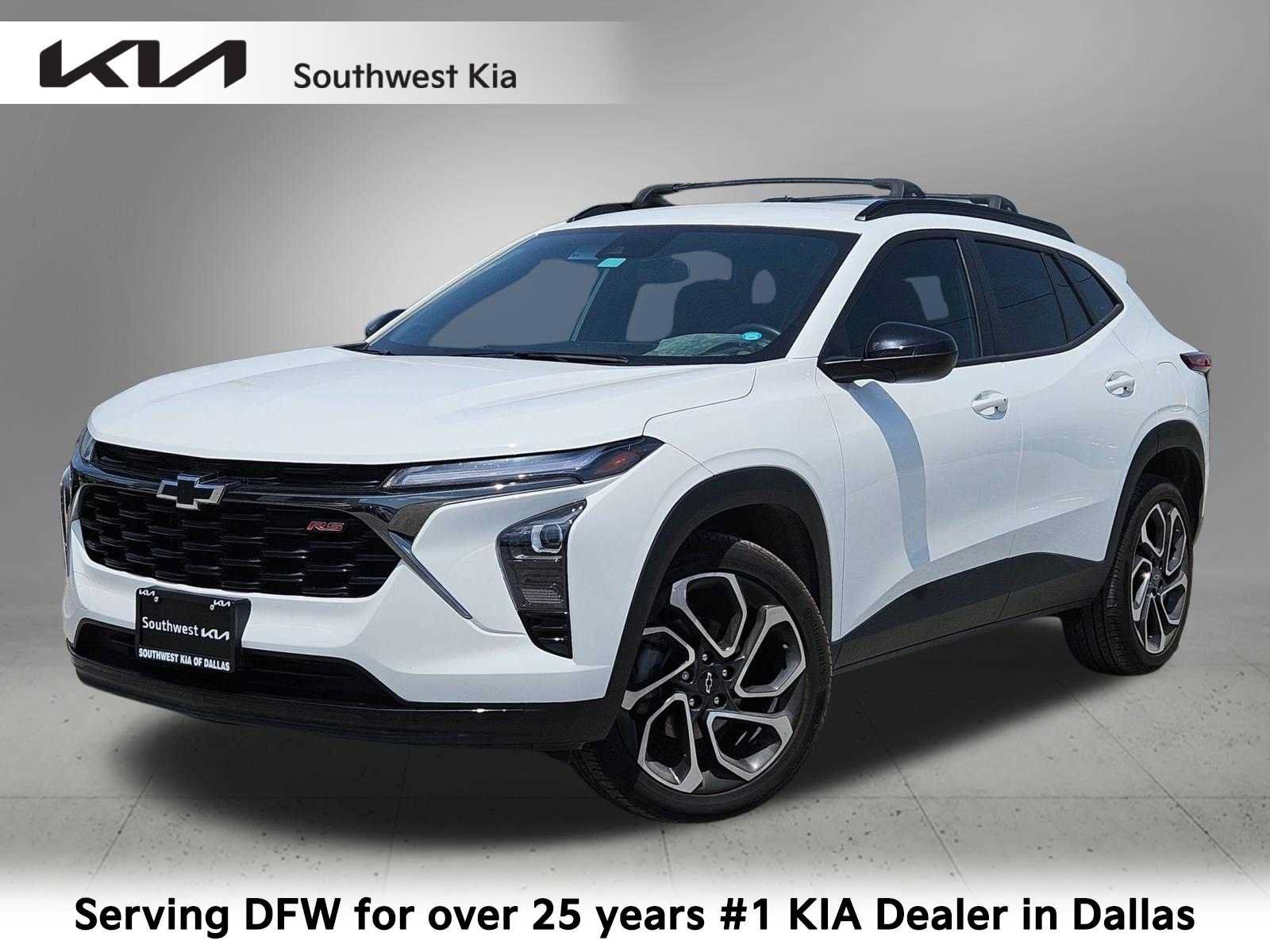 Used 2025 Chevrolet Trax RS w/ Driver Confidence Package FWD image 1