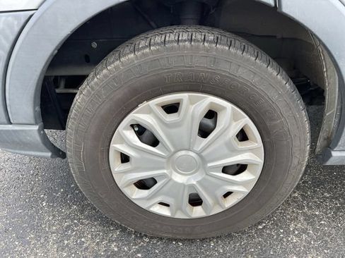 Used 2018 Ford Transit 350 XLT RWD image 6