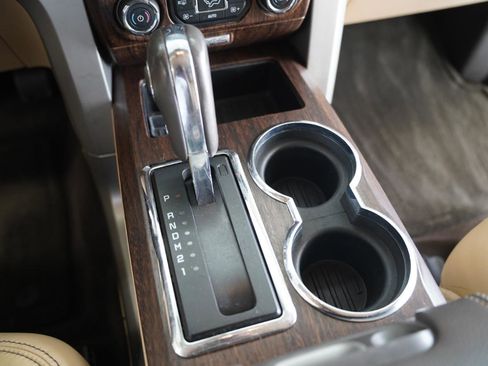 Used 2013 Ford F150 Lariat w/ Luxury Equipment Group image 21