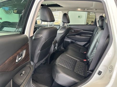 Used 2023 Nissan Murano Platinum image 18