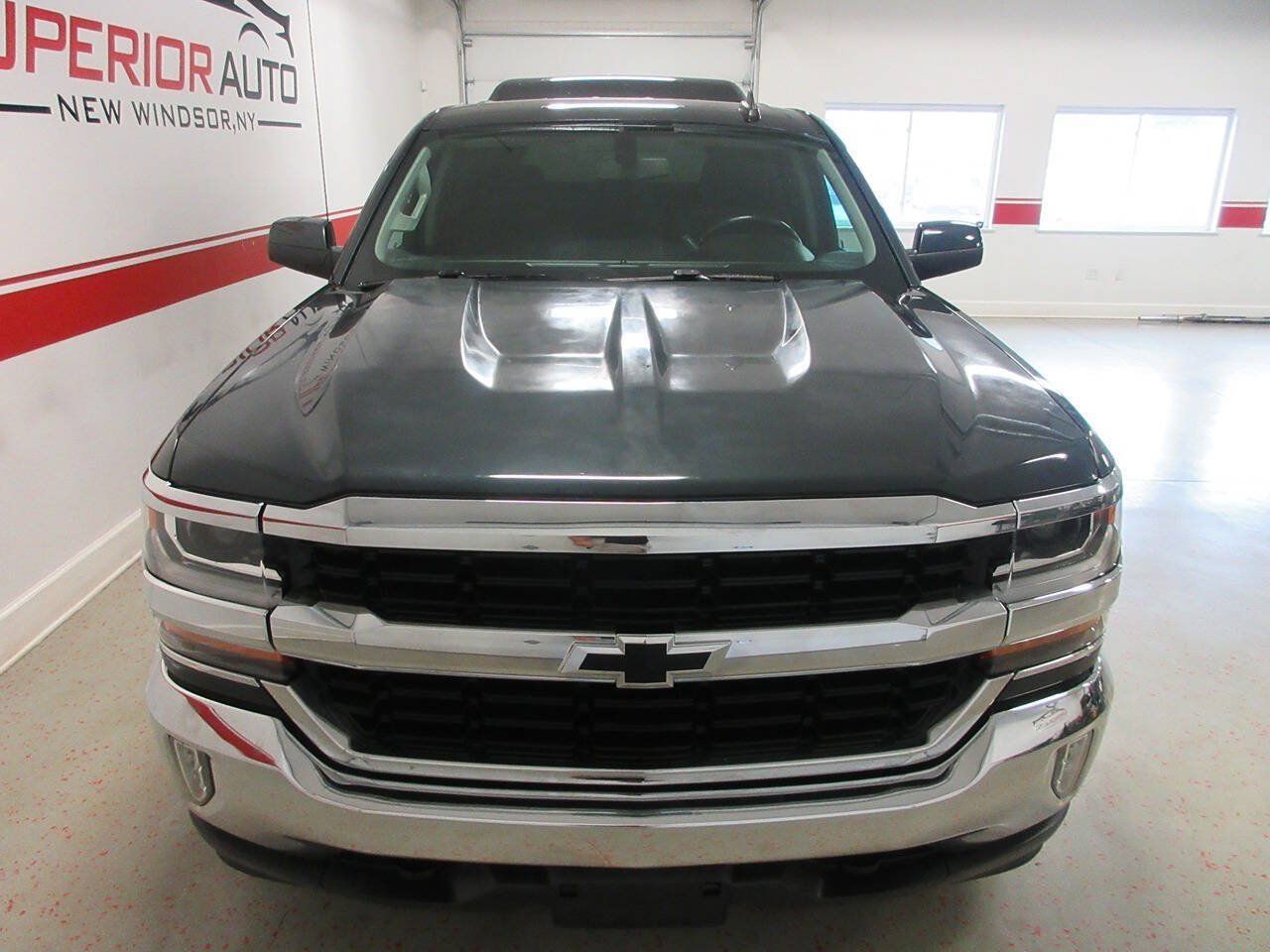 Used 2017 Chevrolet Silverado 1500 LT w/ All Star Edition AWD/4WD image 11