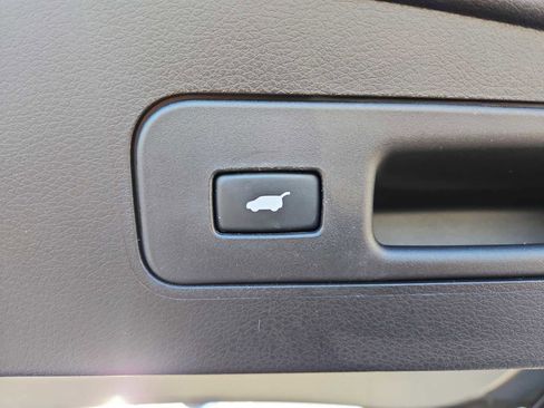 Used 2020 Acura MDX SH-AWD image 22