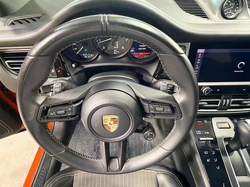 Certified 2023 Porsche Macan Turbo AWD/4WD image 38
