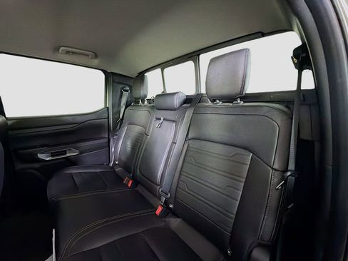 Used 2025 Ford Ranger Lariat w/ FX4 Off-Road Package image 23