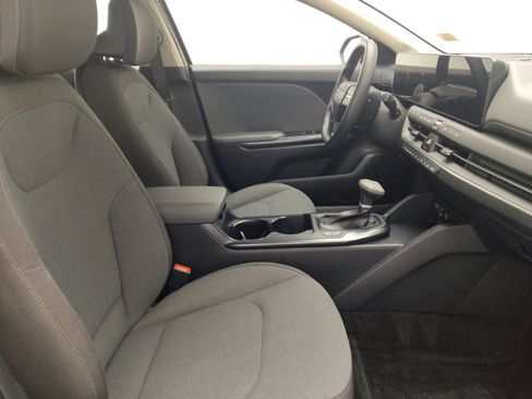 Used 2025 Kia K4 FWD image 21