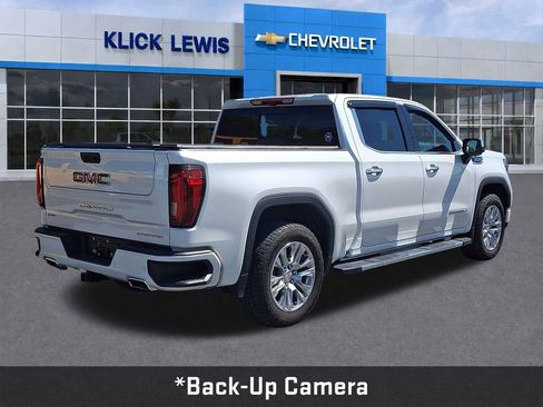 Used 2024 GMC Sierra 1500 Denali w/ Technology Package AWD/4WD image 8