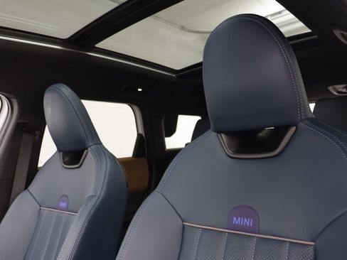 Certified 2025 MINI Cooper Countryman S image 12