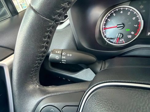 Used 2022 Toyota RAV4 XLE w/ Convenience Package AWD/4WD image 26