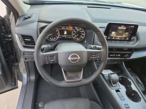 New 2026 Nissan Rogue SV image 28