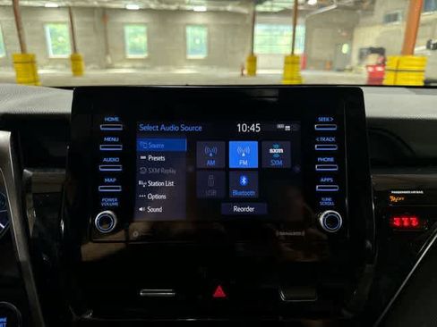 Used 2021 Toyota Camry SE w/ Cold Weather Package AWD/4WD image 20