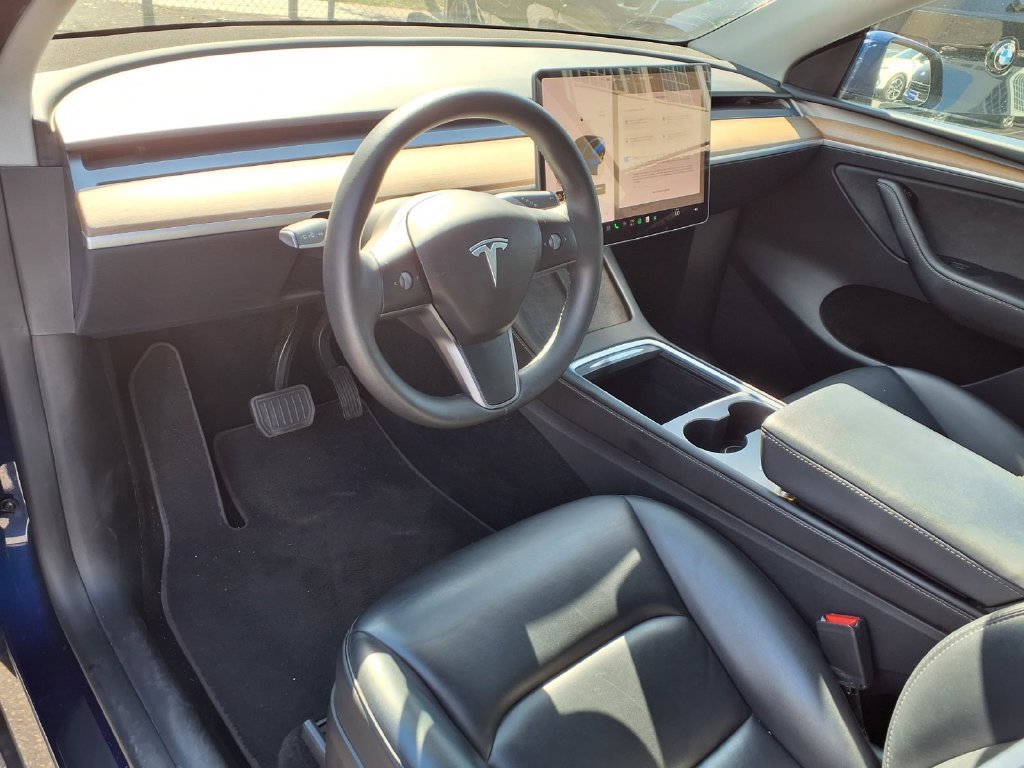 Used 2023 Tesla Model Y Long Range AWD/4WD image 4