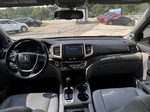 Used 2017 Honda Pilot EX-L image 17
