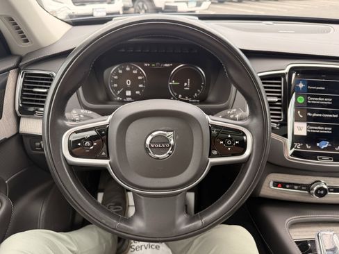 Used 2022 Volvo XC90 T8 Inscription image 14
