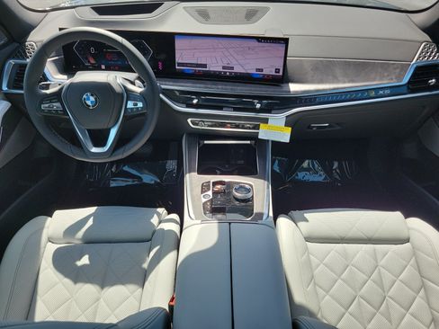 New 2026 BMW X5 xDrive40i w/ Executive Package AWD/4WD image 10