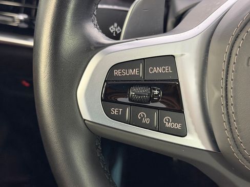 Used 2024 BMW X5 sDrive40i w/ M Sport Package RWD image 16