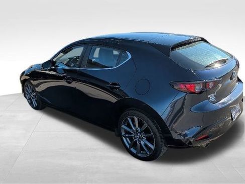 Used 2021 MAZDA MAZDA3 s image 7