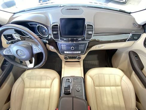 Used 2017 Mercedes-Benz GLS 450 4MATIC image 24