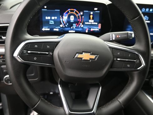 Used 2025 Chevrolet Tahoe LT AWD/4WD image 23