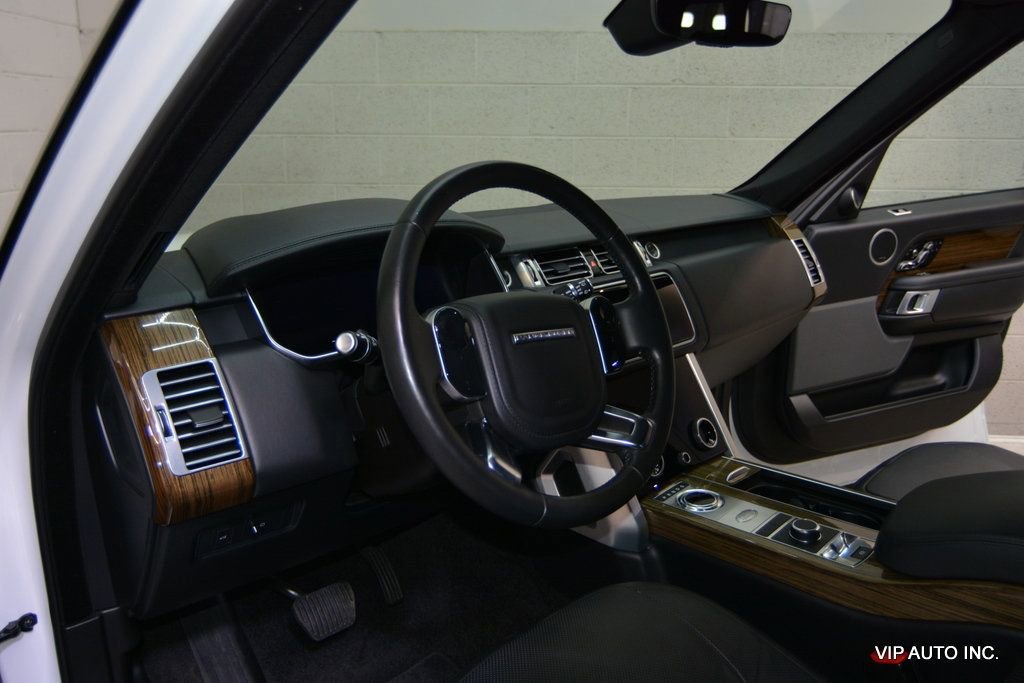 Used 2018 Land Rover Range Rover HSE AWD/4WD image 11