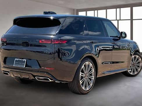 Used 2026 Land Rover Range Rover Sport Dynamic SE AWD/4WD image 2